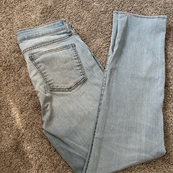 Kut from the Kloth Light Wash Denim Jeans - Picture 6 of 6